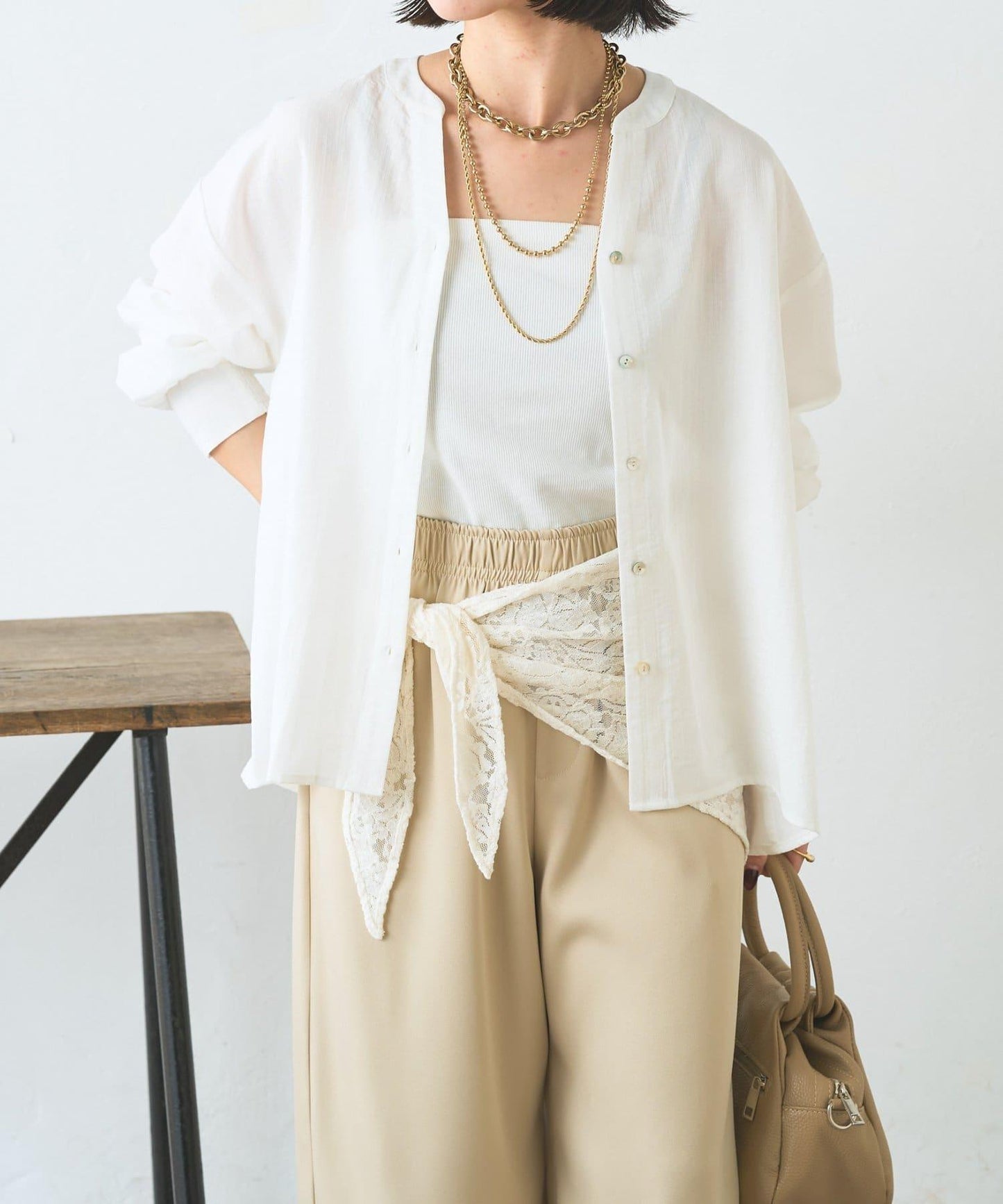 配色開衩開領襯衫