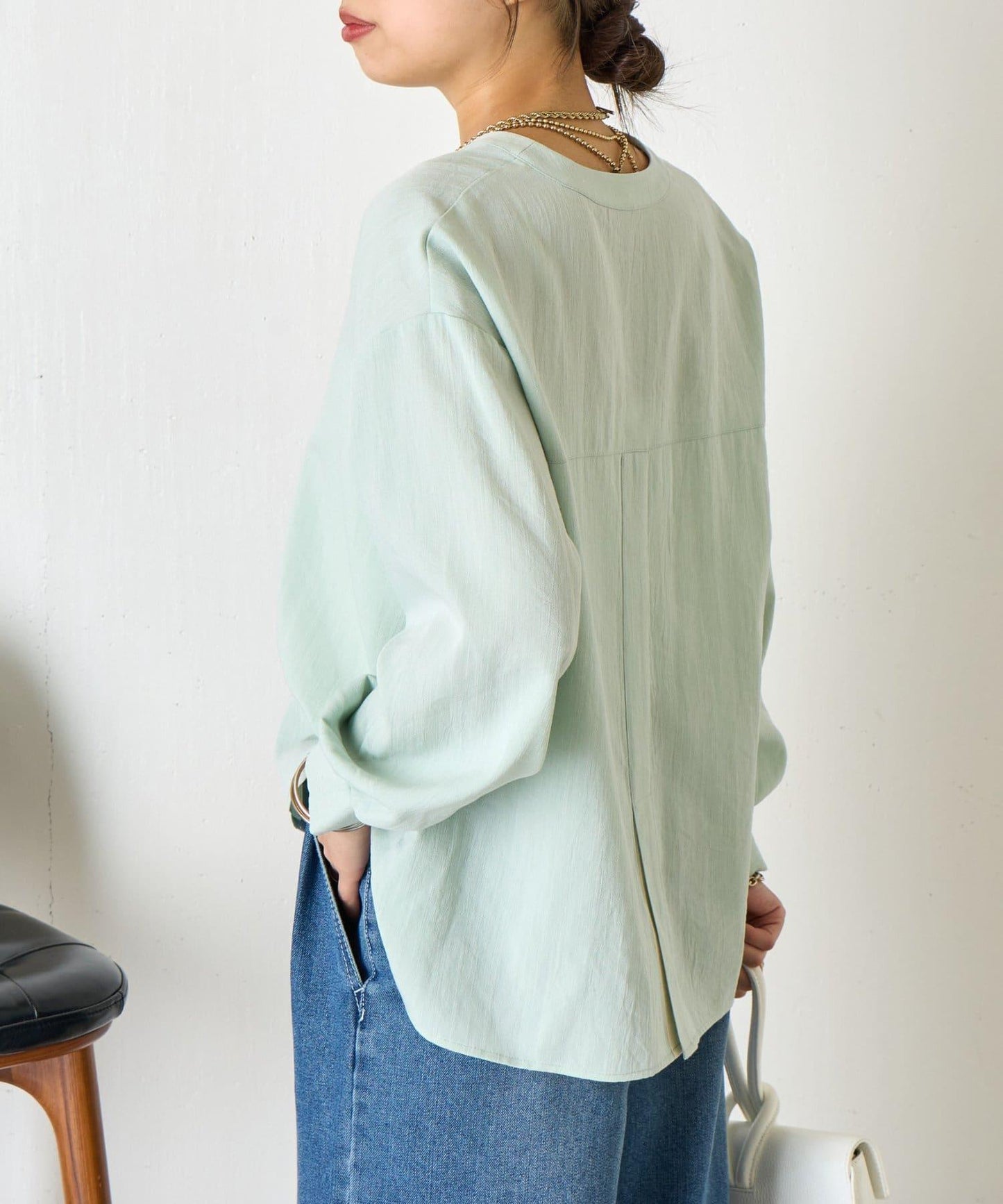 配色開衩開領襯衫