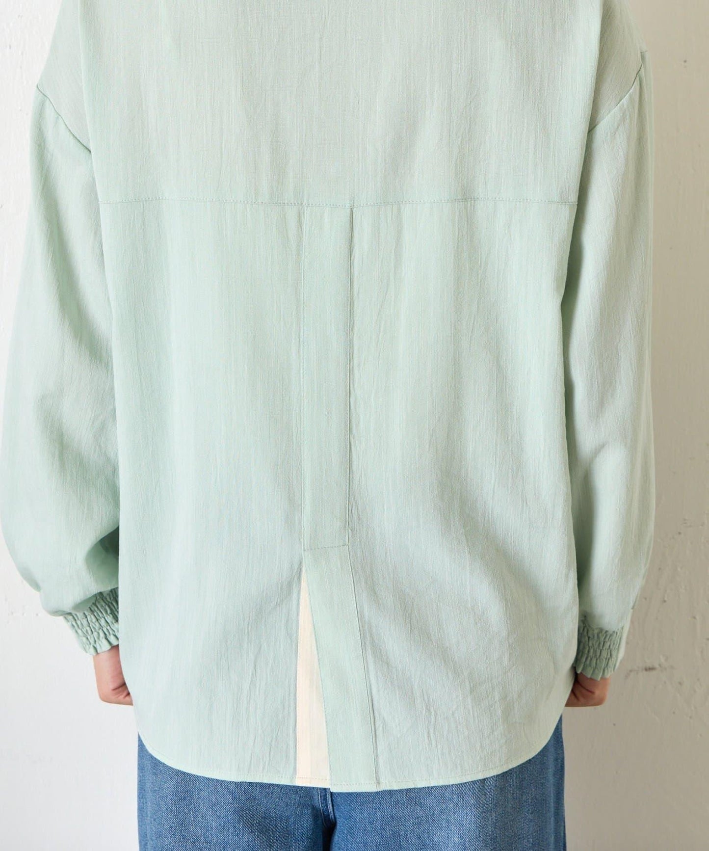 配色開衩開領襯衫