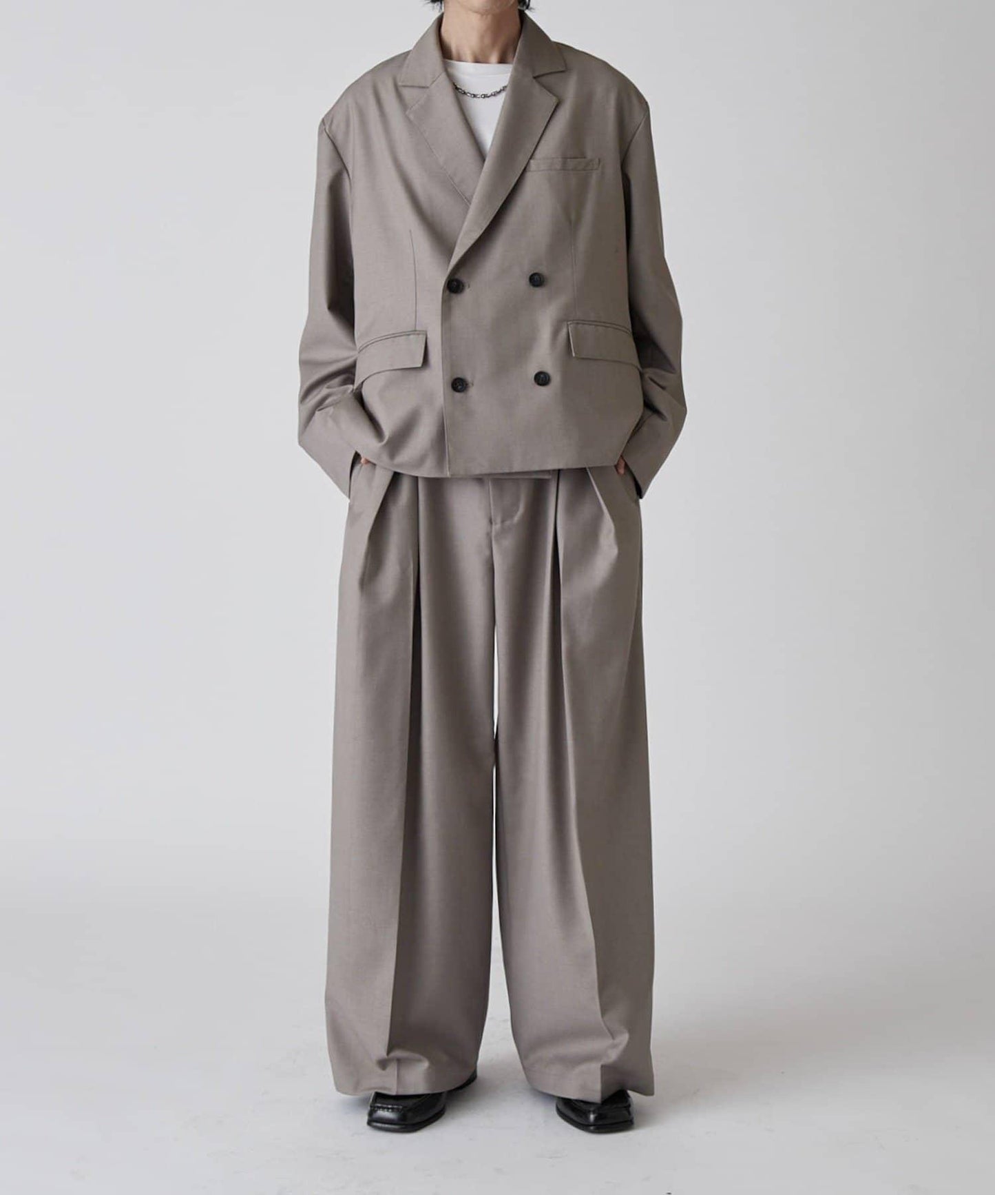 Neucon 箱型寬鬆短款雙排扣設計 夾克（可成套搭配）