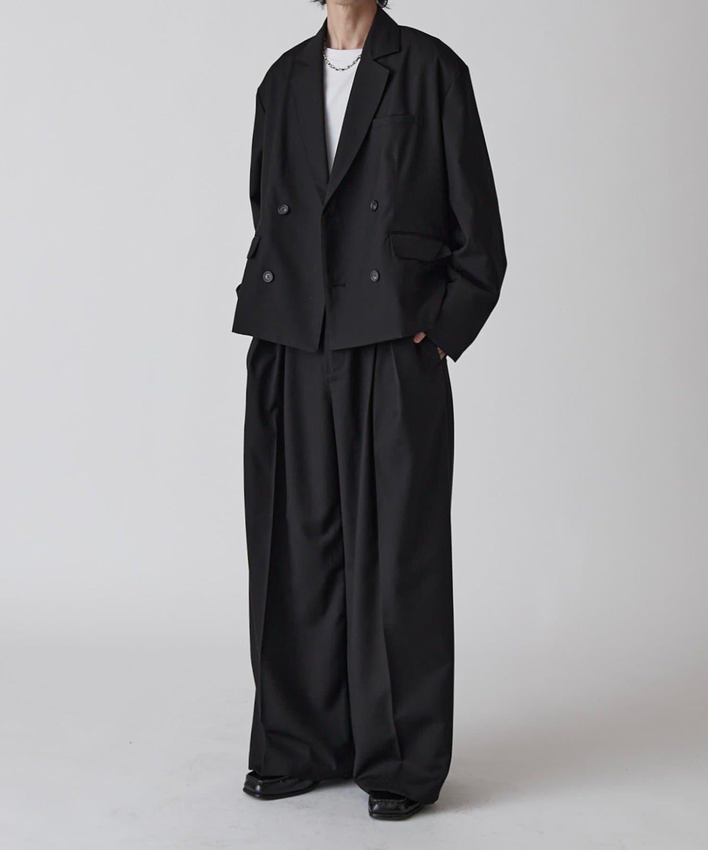 Neucon 箱型寬鬆短款雙排扣設計 夾克（可成套搭配）