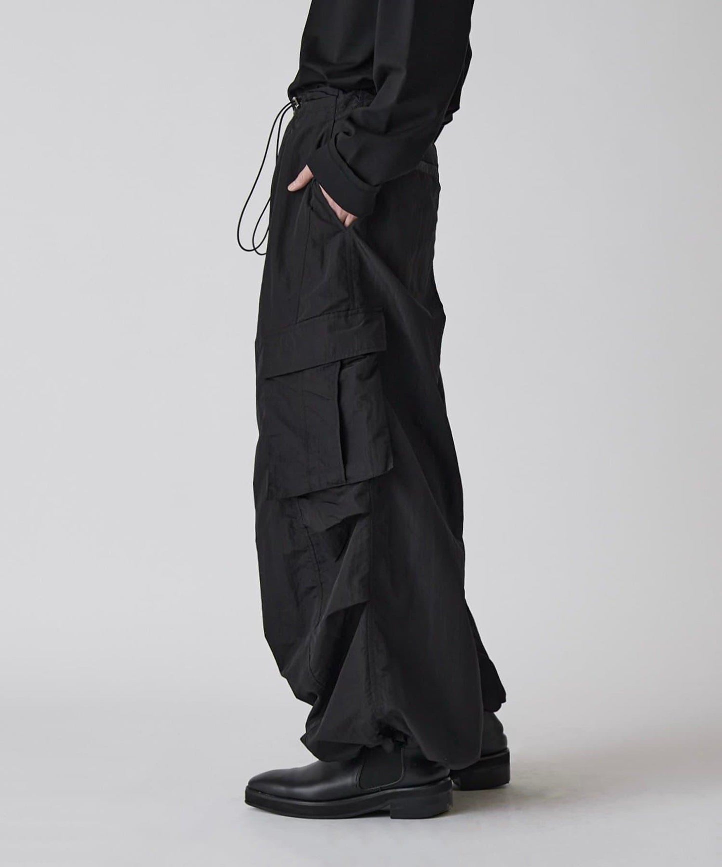 Neucon 尼龍氣球廓形工裝褲（可成套搭配）