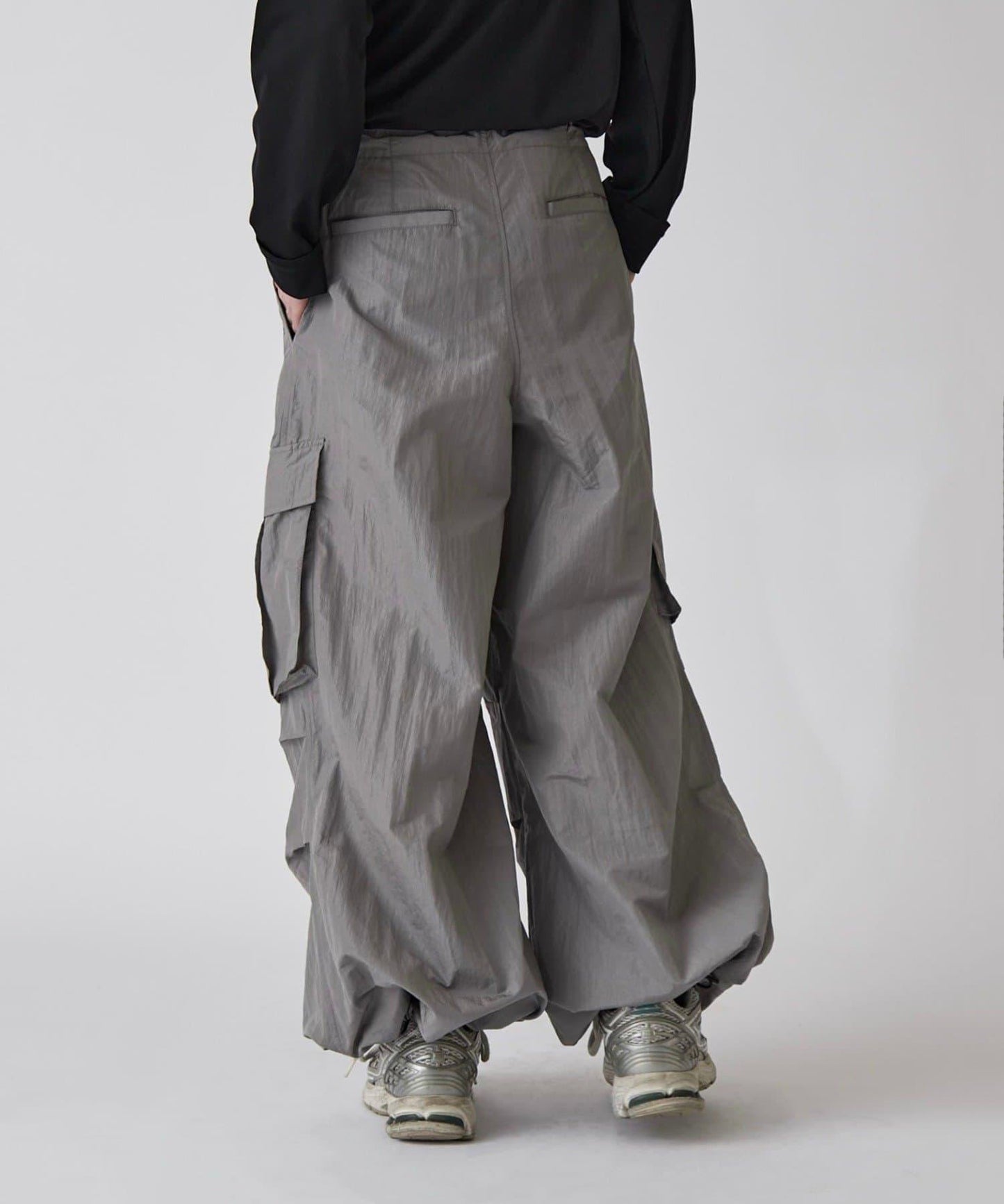 Neucon 尼龍氣球廓形工裝褲（可成套搭配）