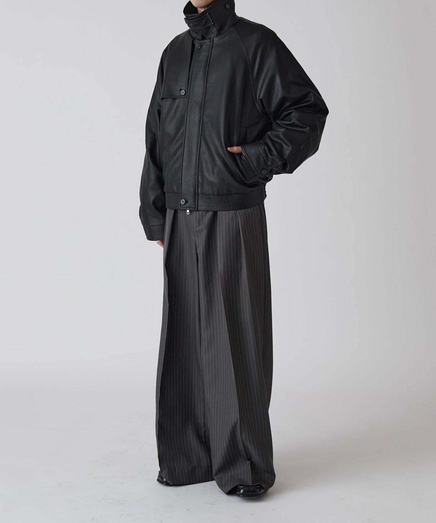 Neucon 細條紋雙褶闊腿西裝褲 套裝可搭配