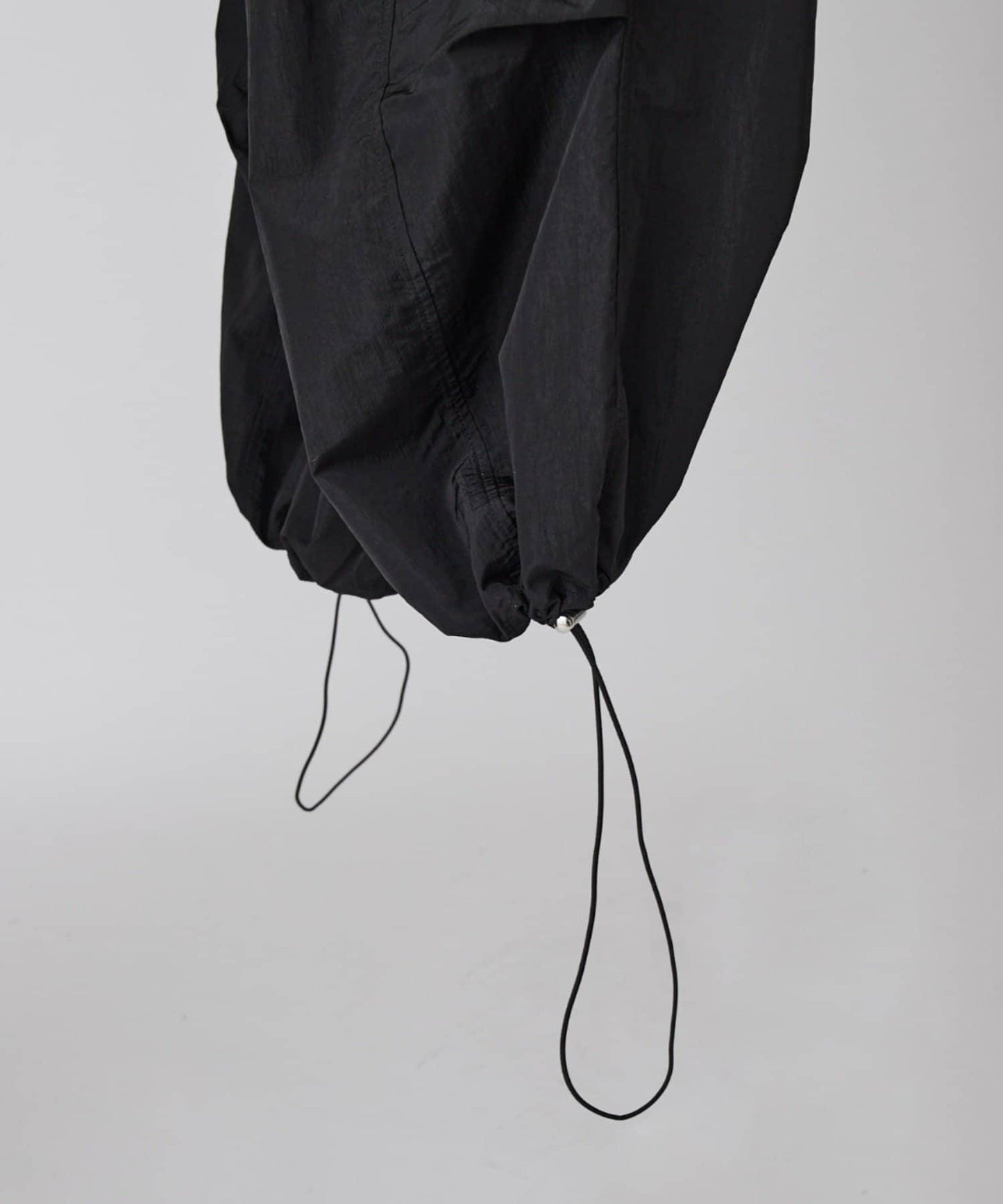 Neucon 尼龍氣球廓形工裝褲（可成套搭配）