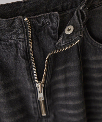 Neucon 寬鬆彎刀版型 水洗做舊牛仔 褲子（可成套搭配）