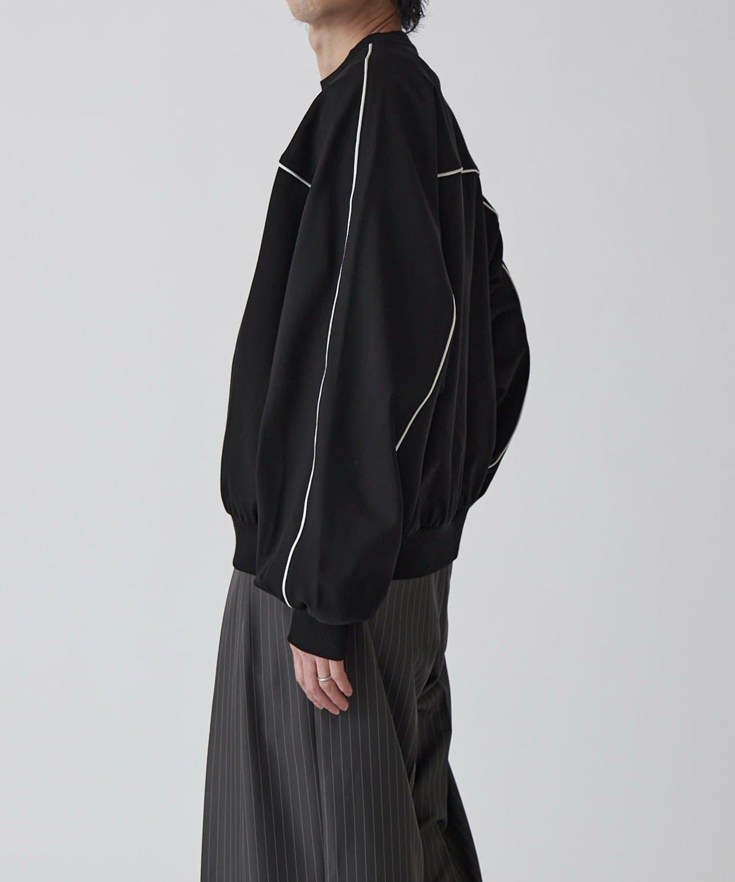 Neucon 拼色滾邊 氣球袖 Ponte針織 套頭衛衣