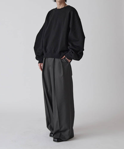 Neucon 蓬鬆褶袖短款衛衣