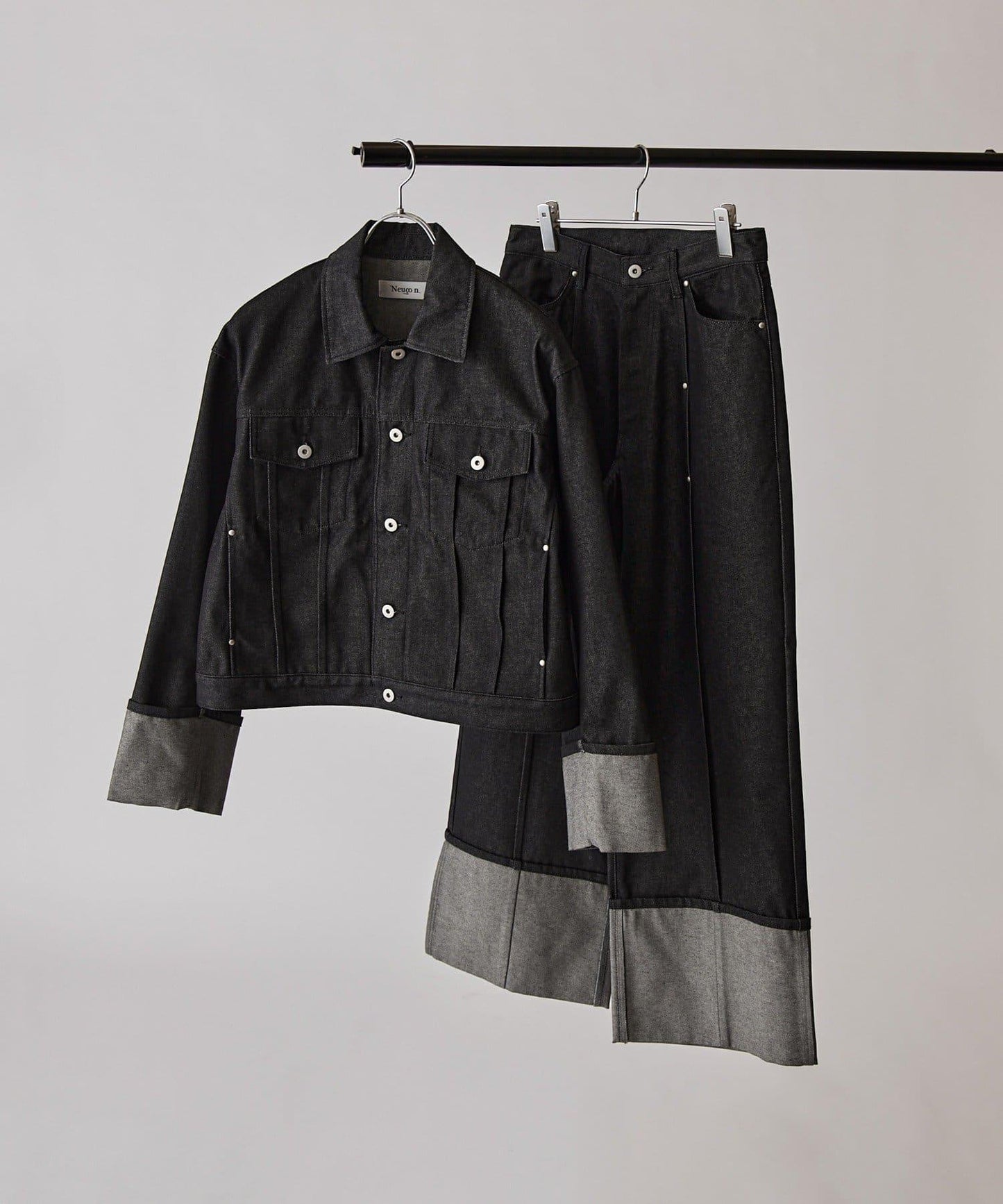 Neucon 卷邊褶設計 短款 牛仔夾克（可成套搭配）