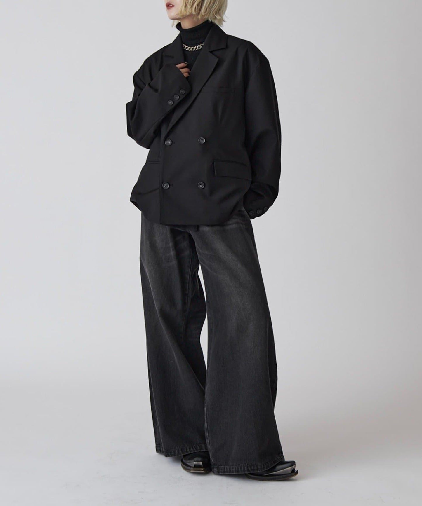 Neucon 箱型寬鬆短款雙排扣設計 夾克（可成套搭配）