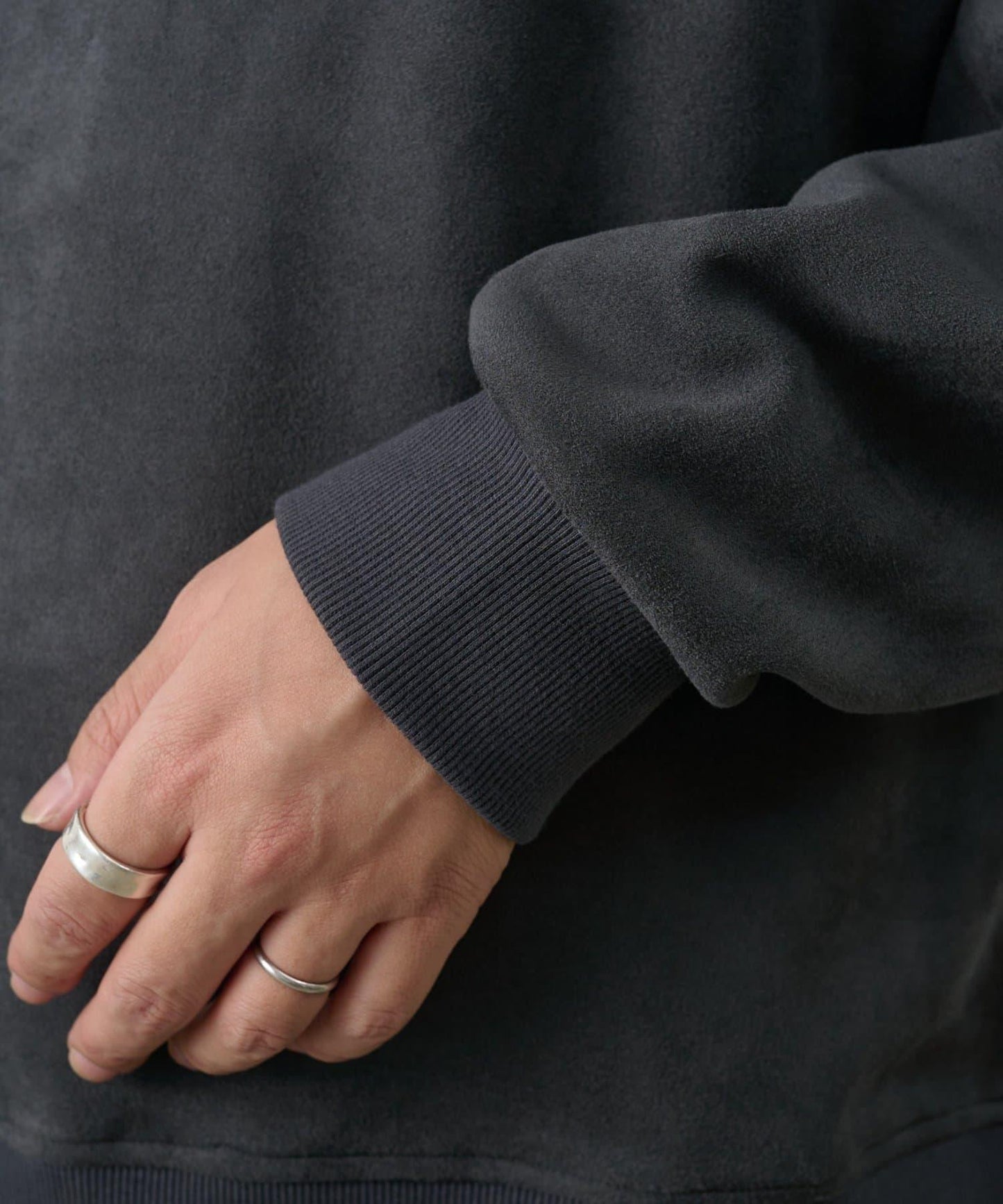 可成套搭配 合成麂皮 圓領 上衣