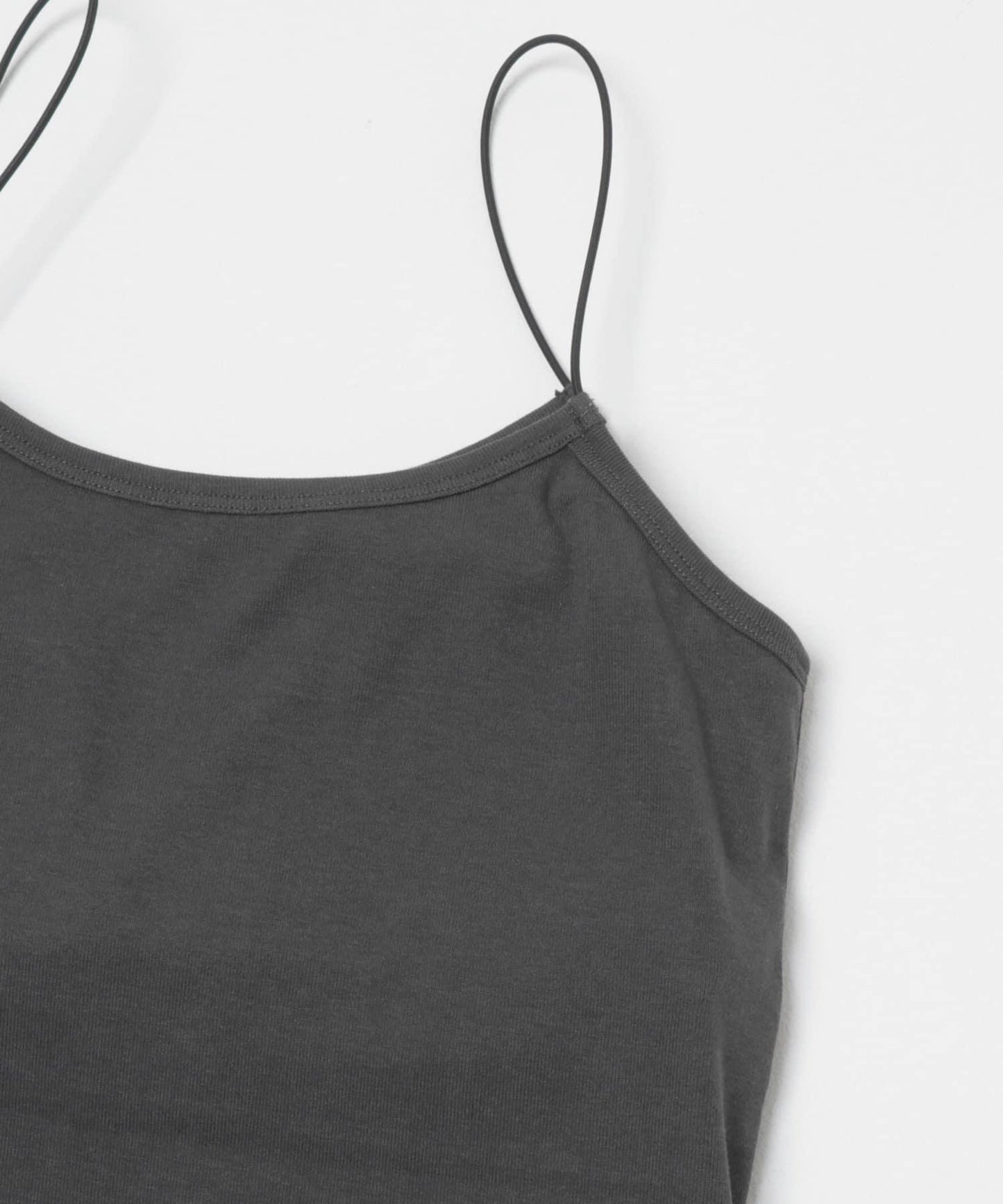 細肩帶 內置胸杯 吊帶背心