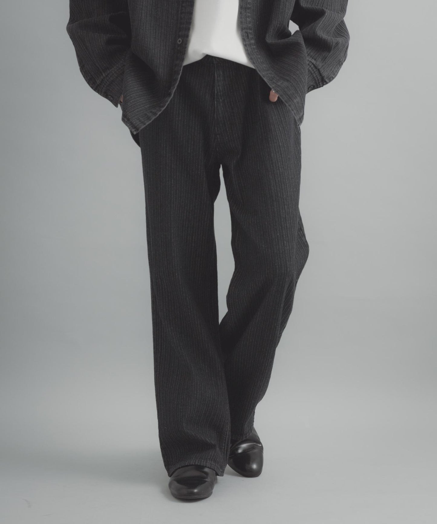 提花直筒牛仔褲