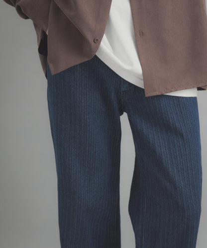 提花直筒牛仔褲