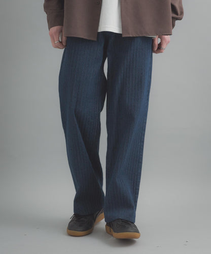 提花直筒牛仔褲