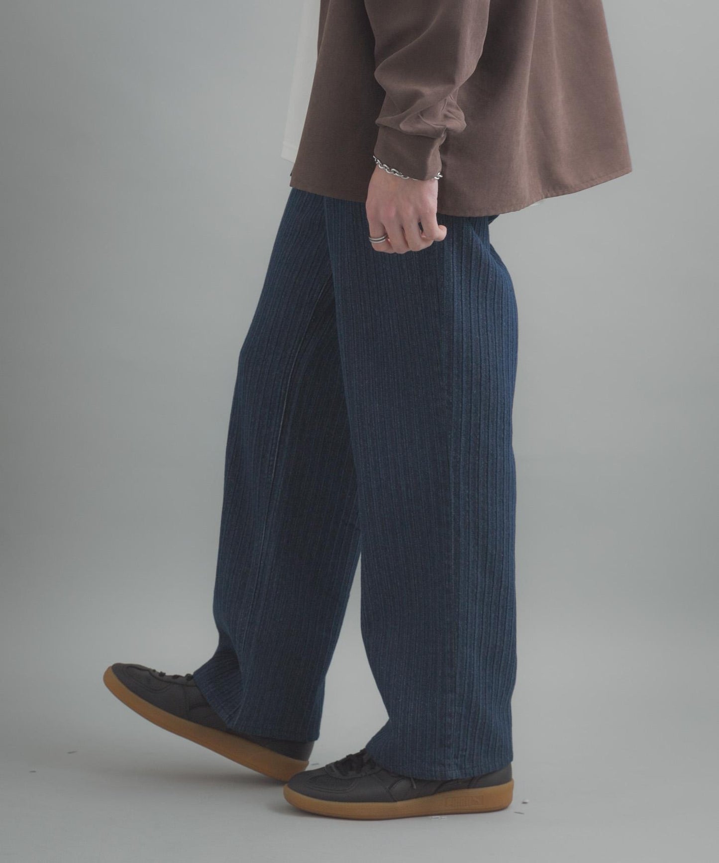 提花直筒牛仔褲