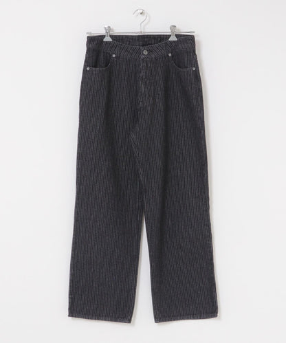 提花直筒牛仔褲