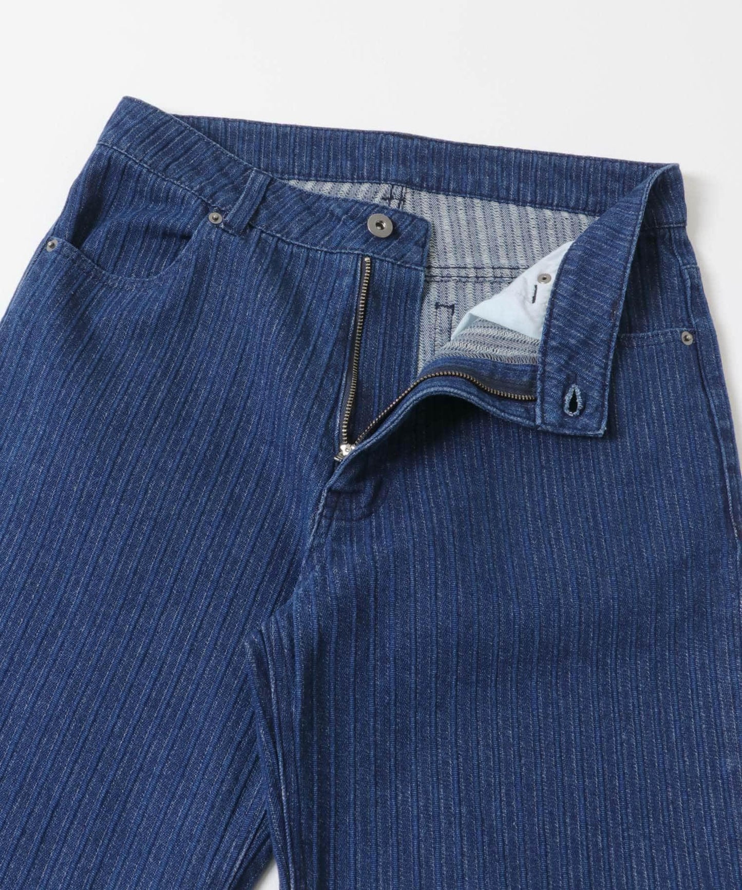 提花直筒牛仔褲