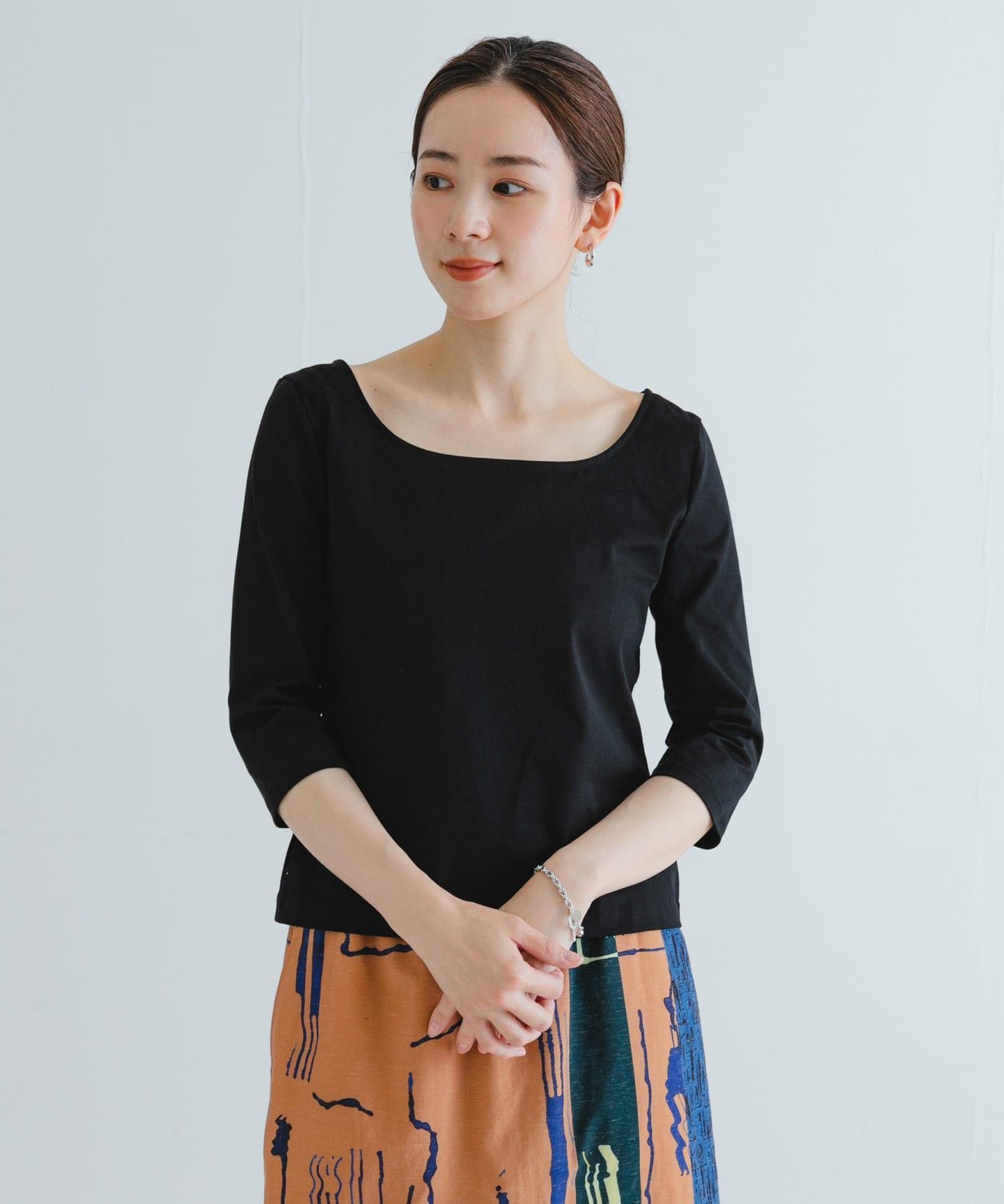 AMOMENTO SCOOP NECK SHORT SLEEVE T-SHIRTS