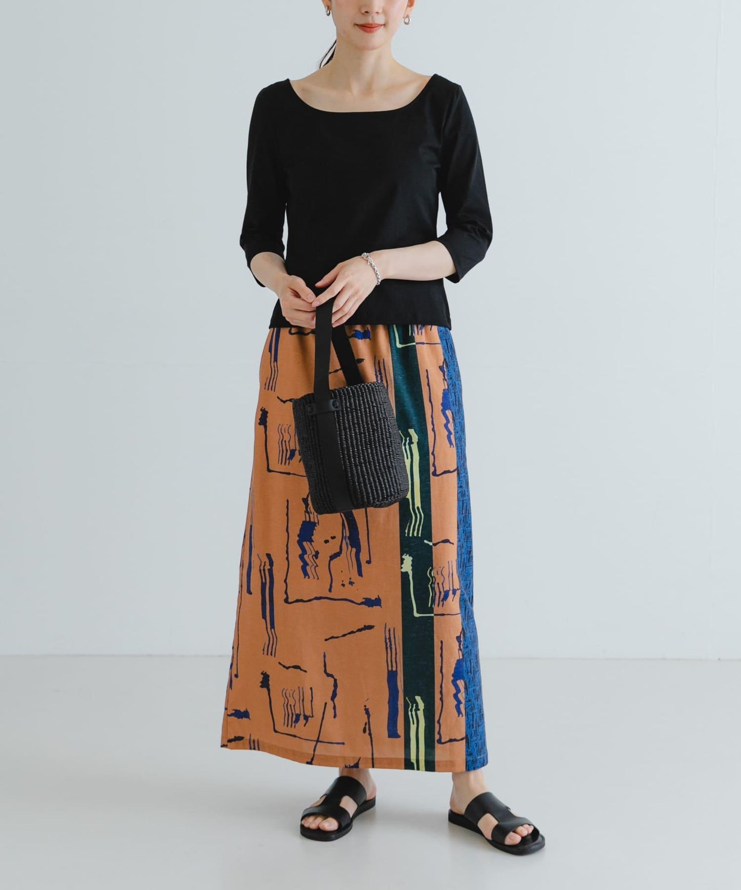 AMOMENTO SCOOP NECK SHORT SLEEVE T-SHIRTS