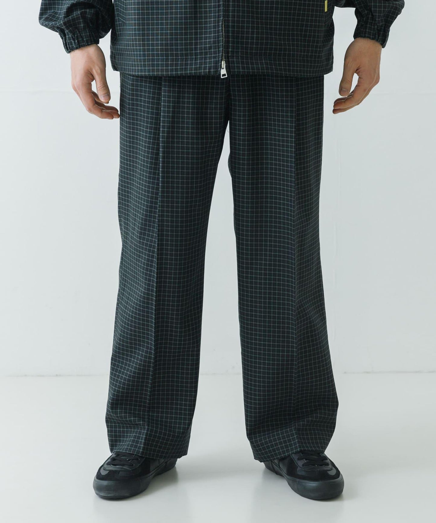FARAH Out Tuck Wide Tapered PANTS 褲子