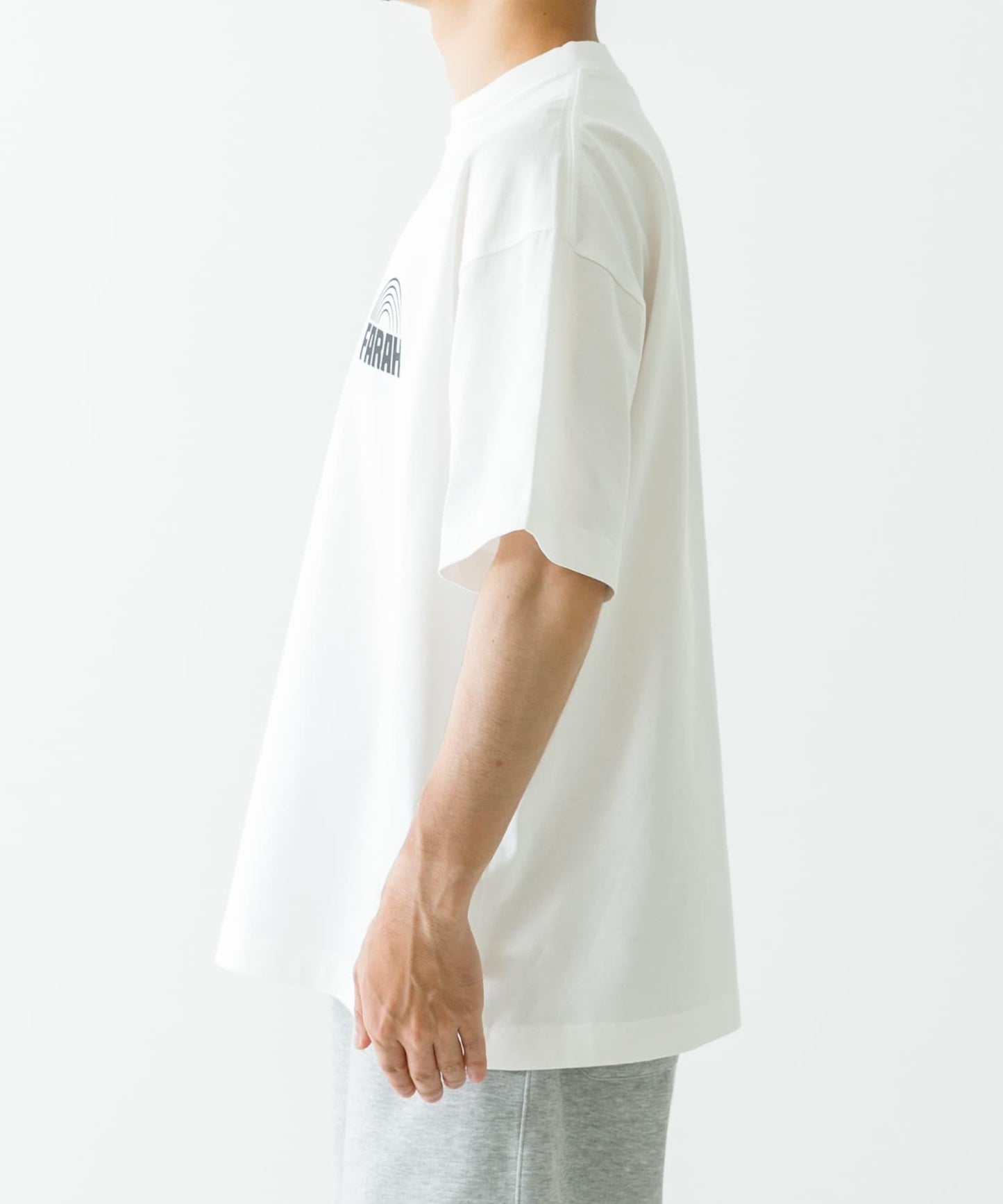 FARAH Graphic T-shirts“Record” 圖案T恤