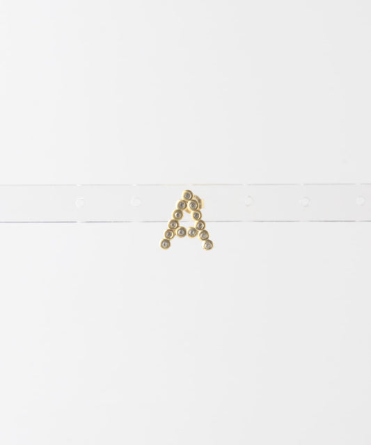 トパーズイニシャルピアス