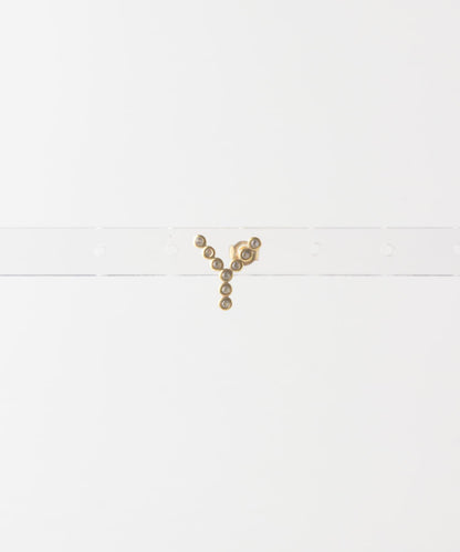 トパーズイニシャルピアス