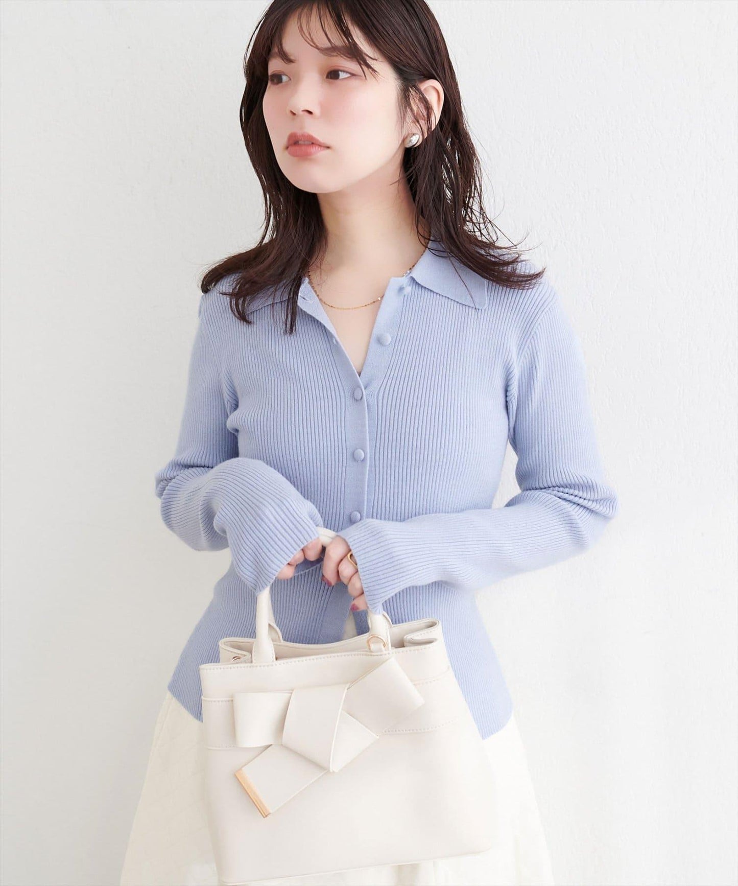 くるみ釦リブニット