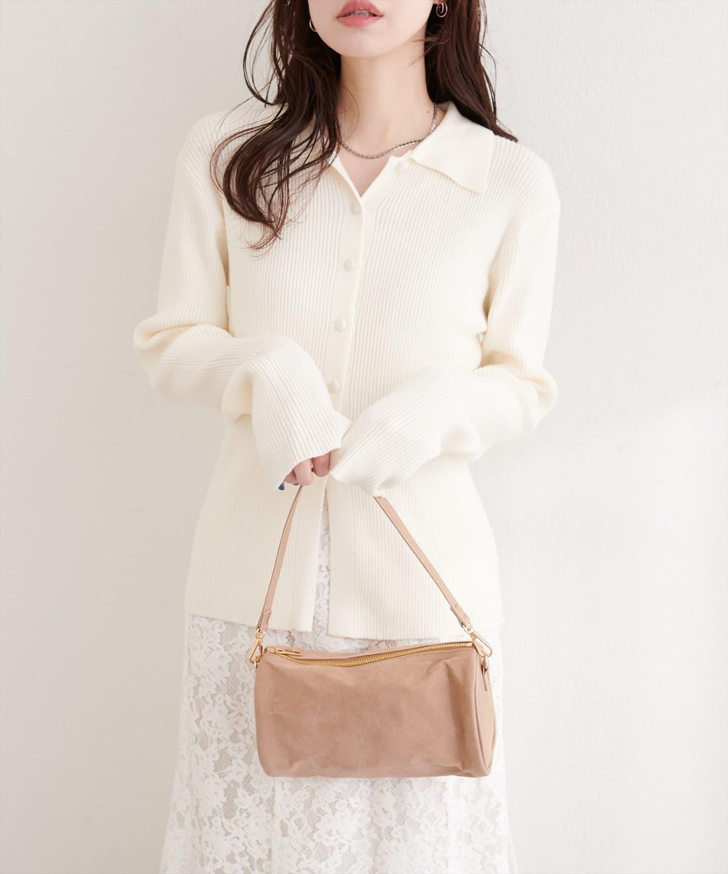 くるみ釦リブニット