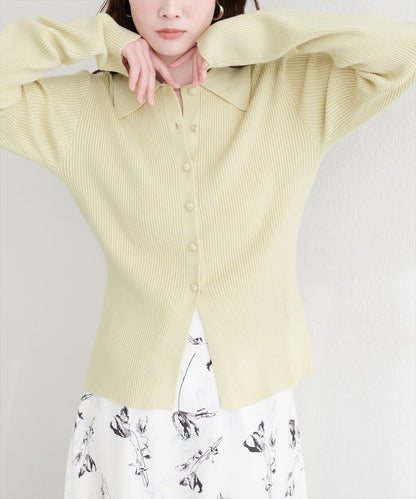 くるみ釦リブニット