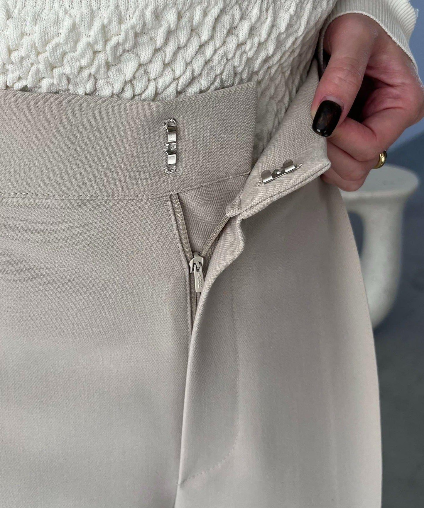 小個子尺碼 弧形褶皺繫帶 褲子