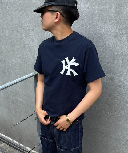 【WHO'S WHO gallery】KOOKYN KYロゴTEE