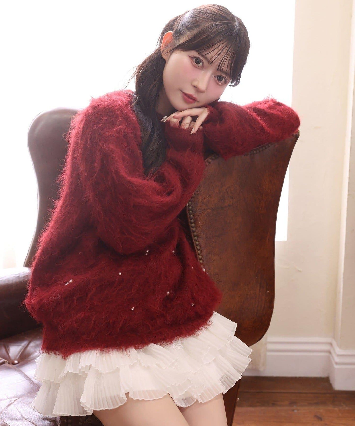 珠飾毛絨針織上衣