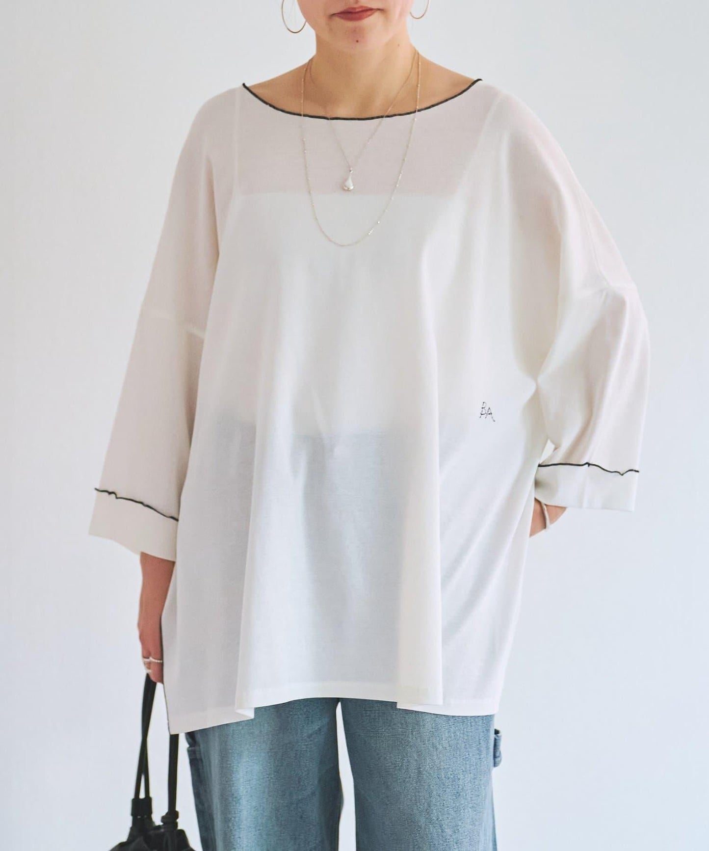 字母荷葉邊套頭上衣