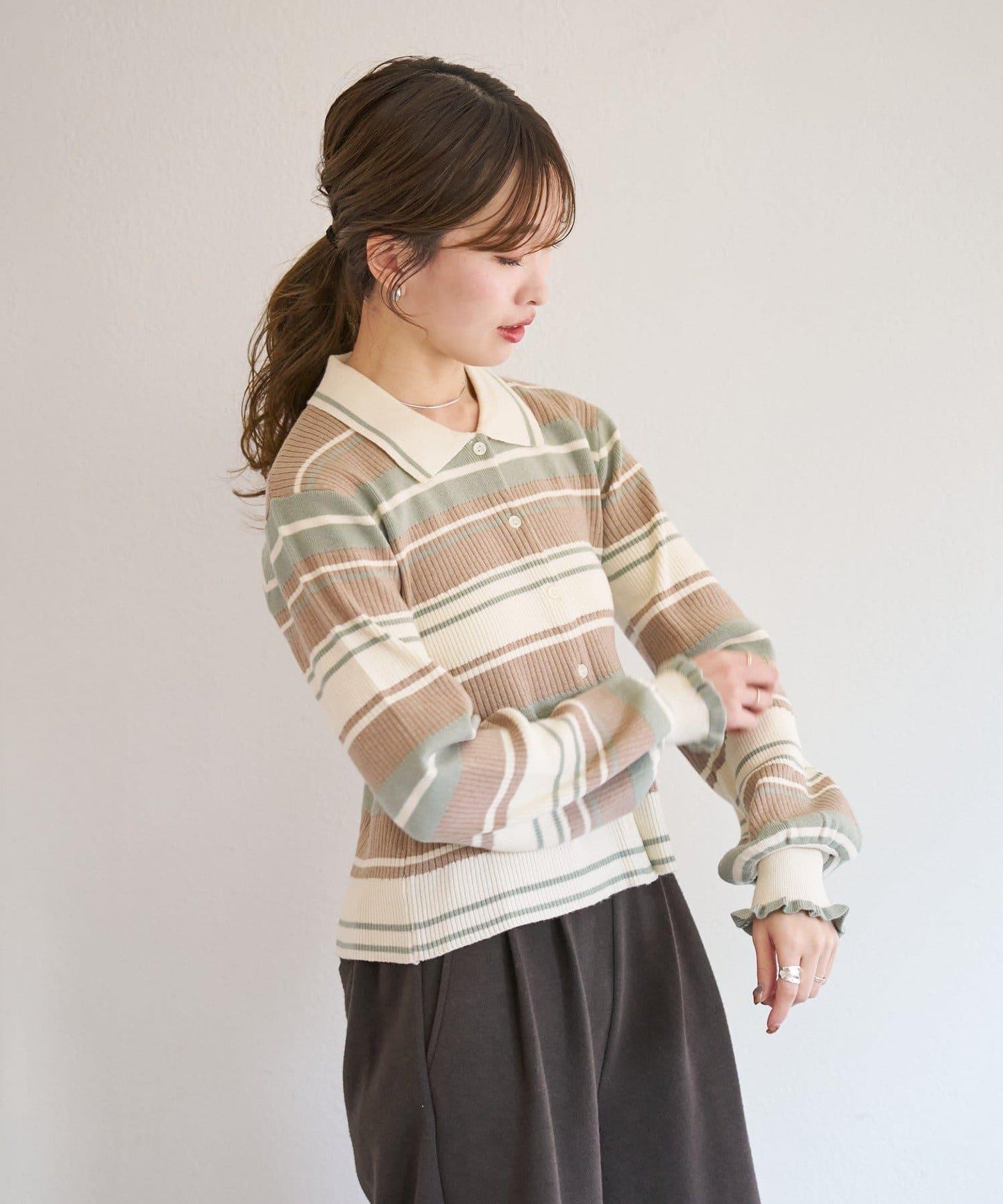 B 多色條紋 針織襯衫