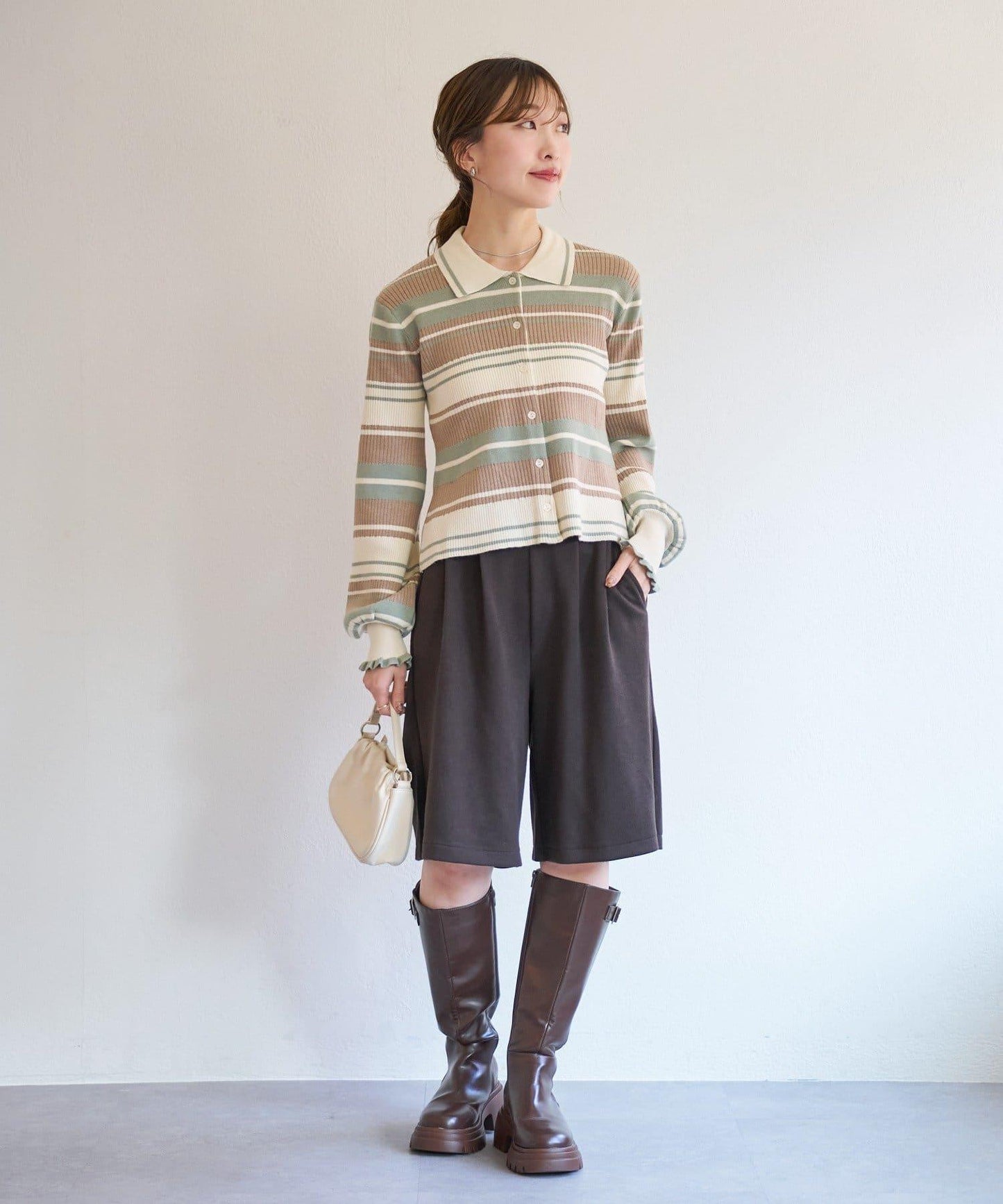 B 多色條紋 針織襯衫