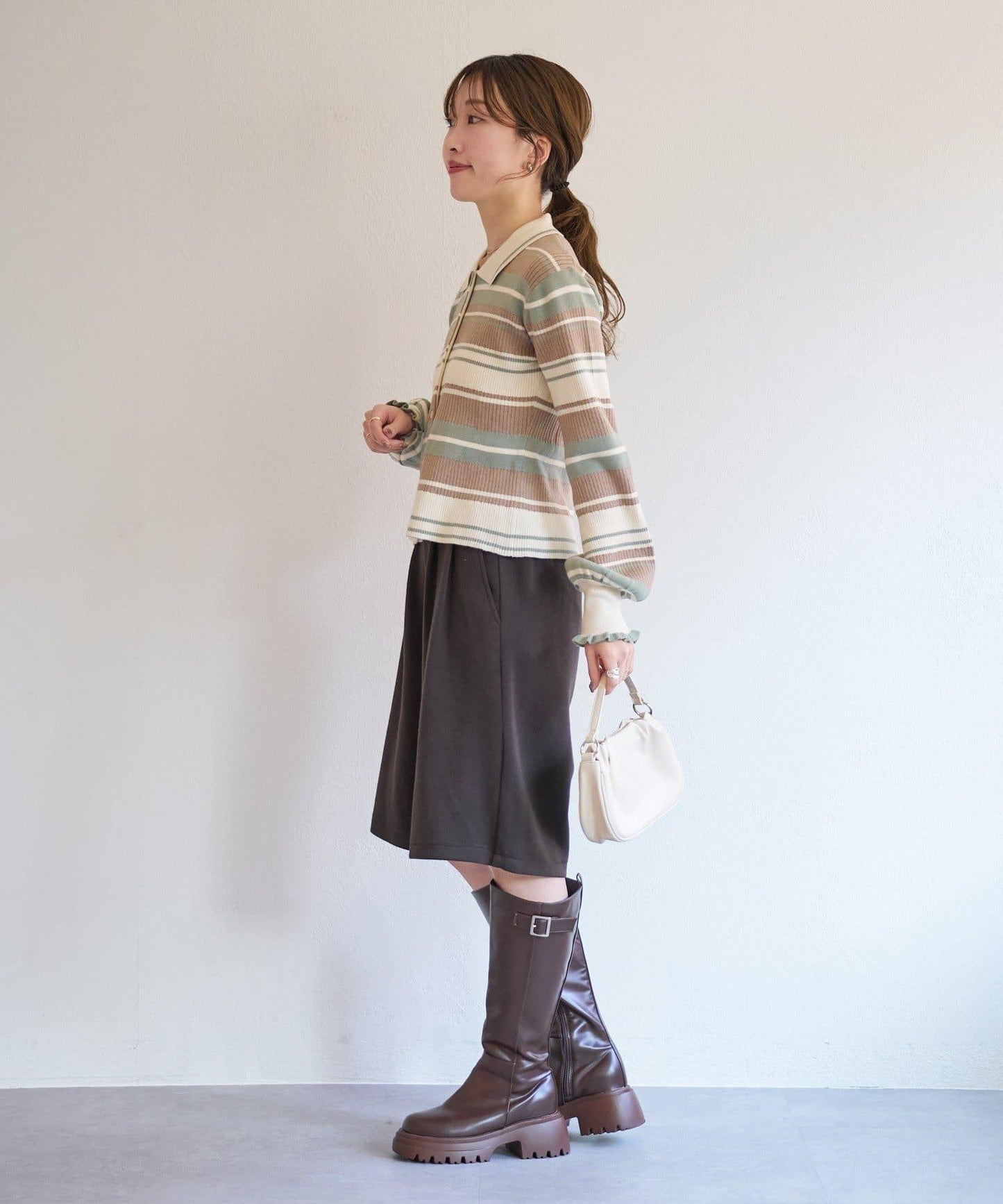 B 多色條紋 針織襯衫