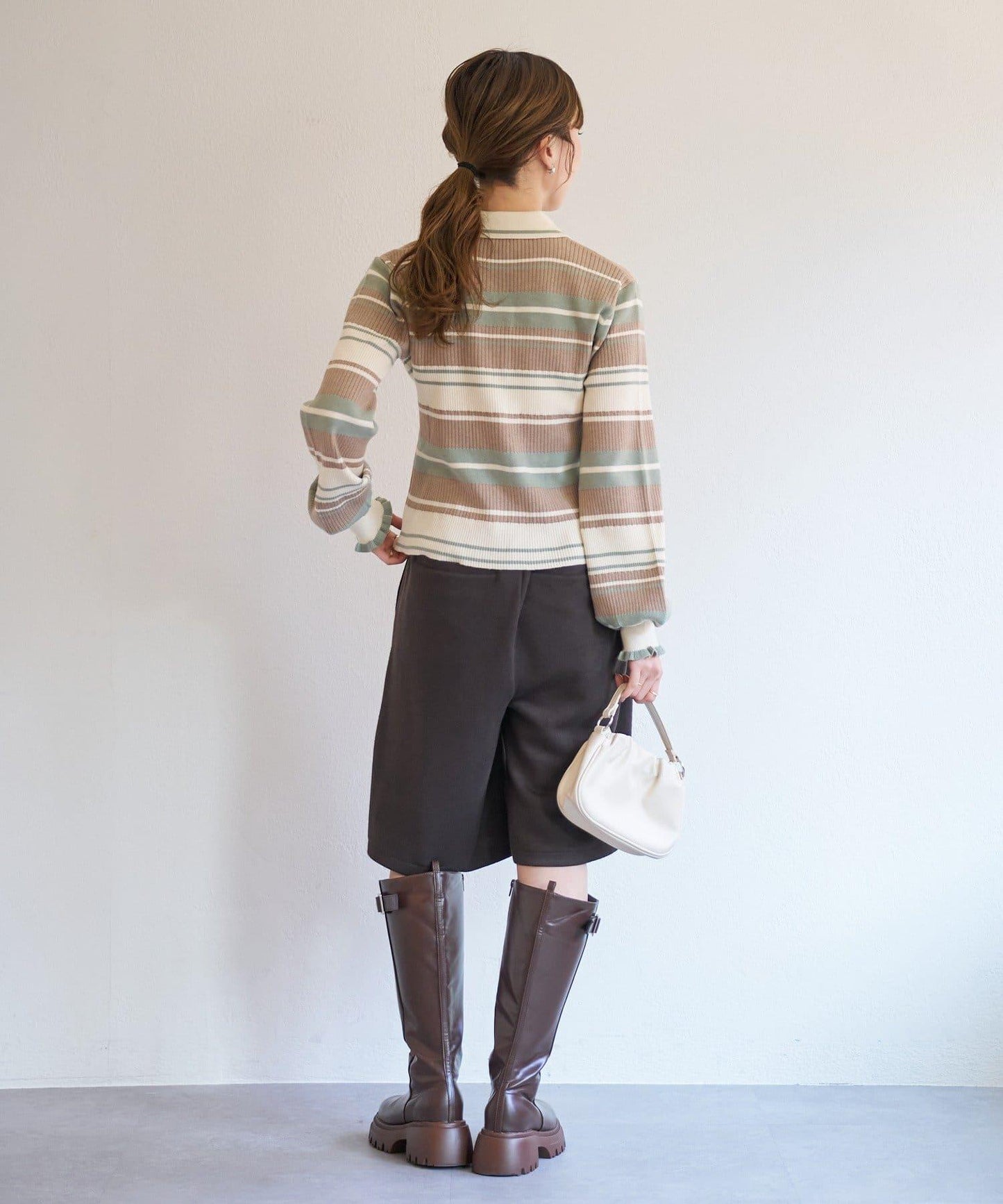 B 多色條紋 針織襯衫