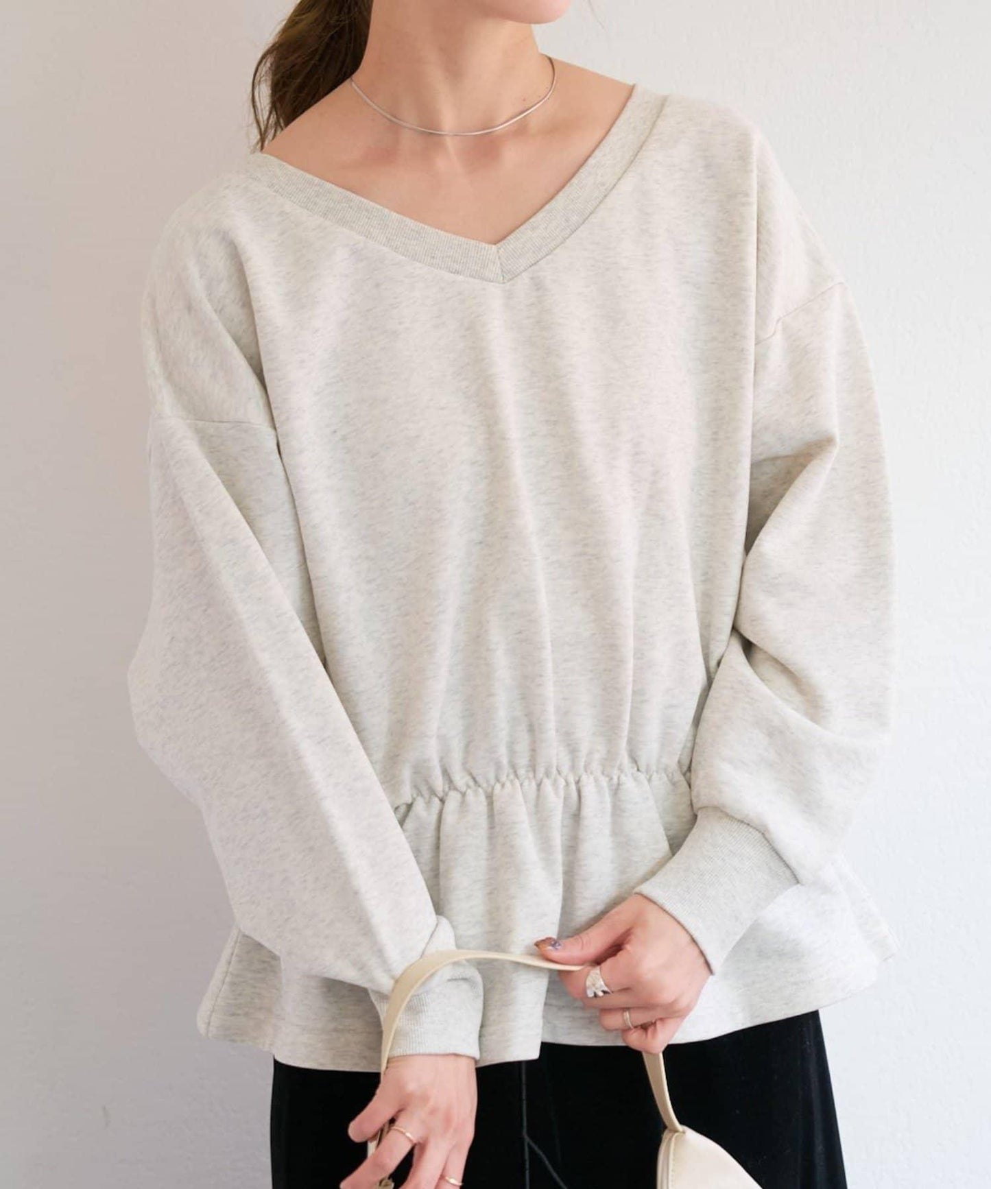 V領荷葉擺衛衣 B款