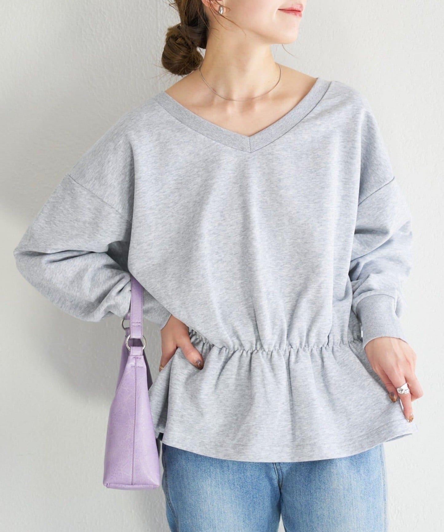 V領荷葉擺衛衣 B款