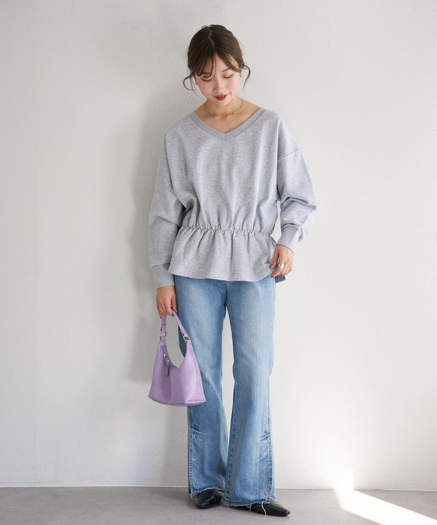 V領荷葉擺衛衣 B款