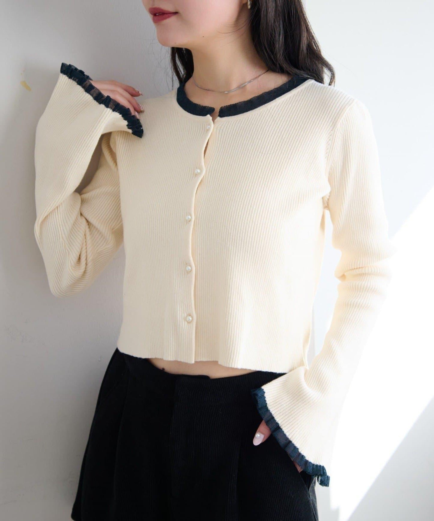 珍珠紐扣荷葉邊針織開衫