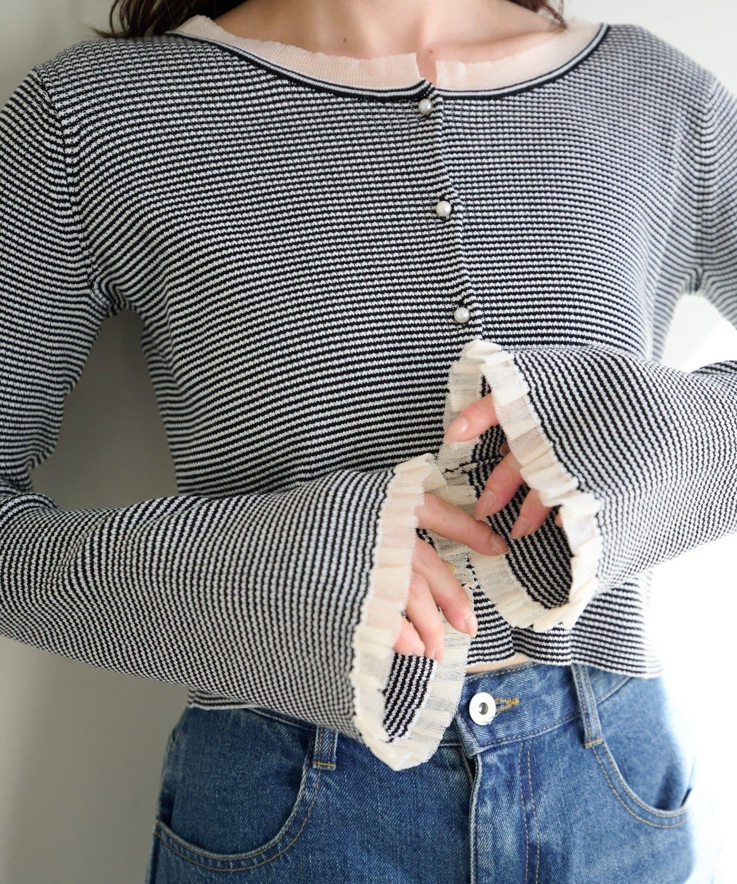 珍珠紐扣荷葉邊針織開衫