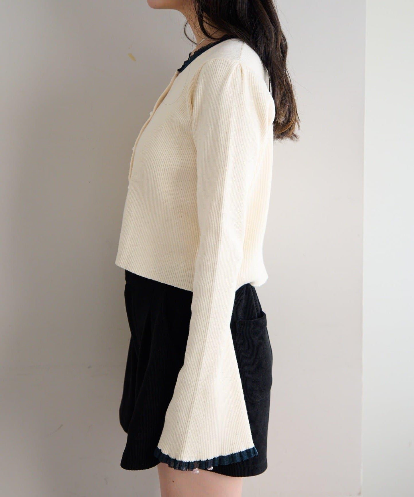 珍珠紐扣荷葉邊針織開衫