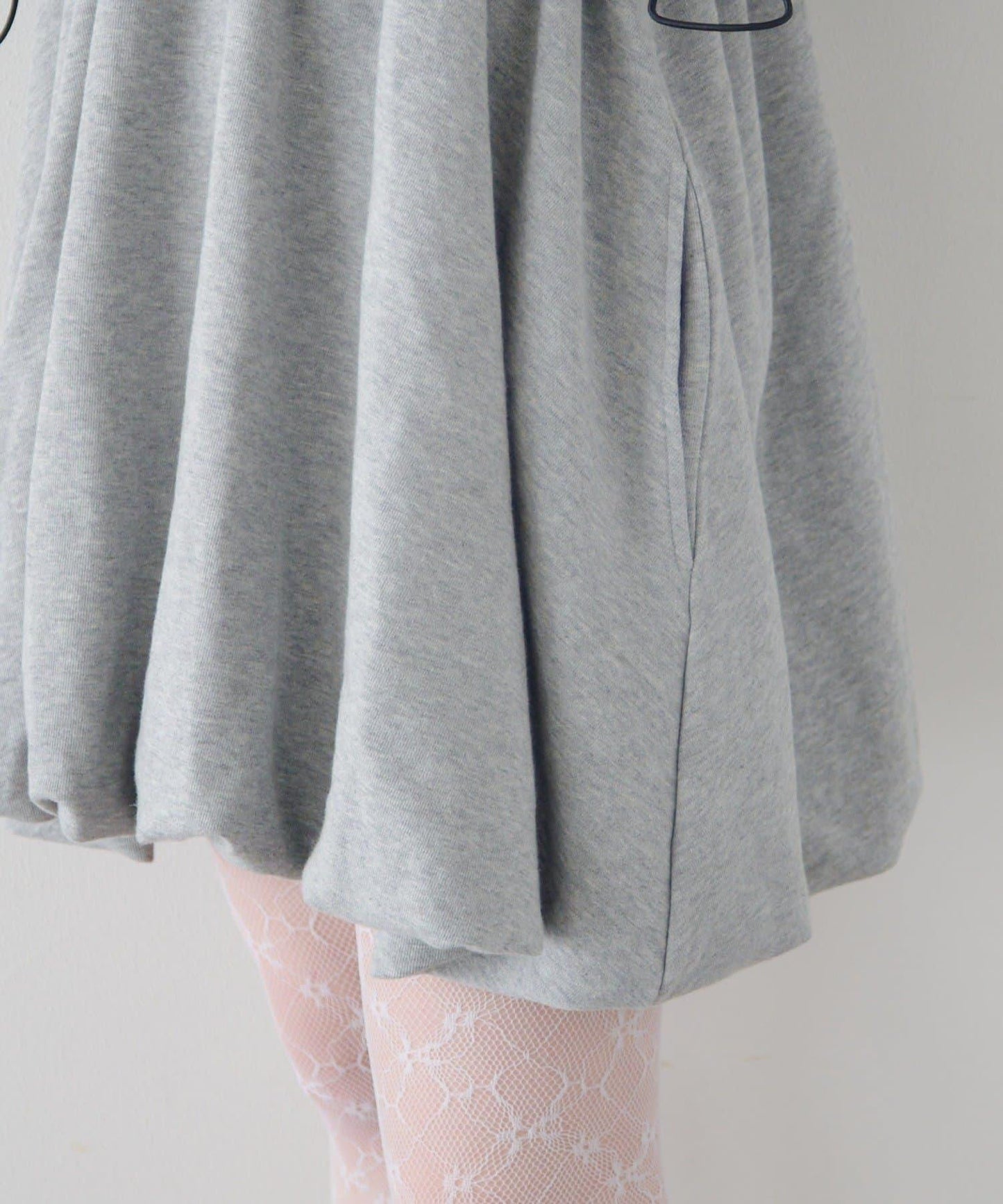 衛衣材質 泡泡廓形 迷你連衣裙