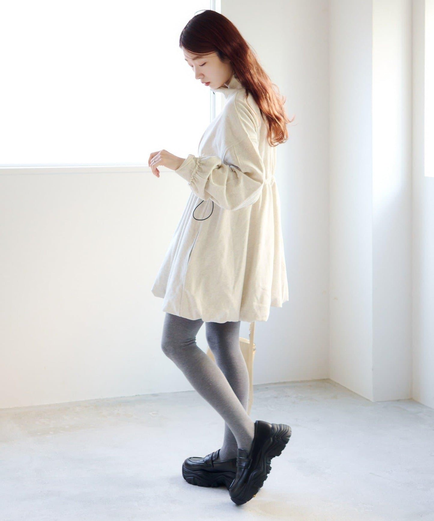 衛衣材質 泡泡廓形 迷你連衣裙