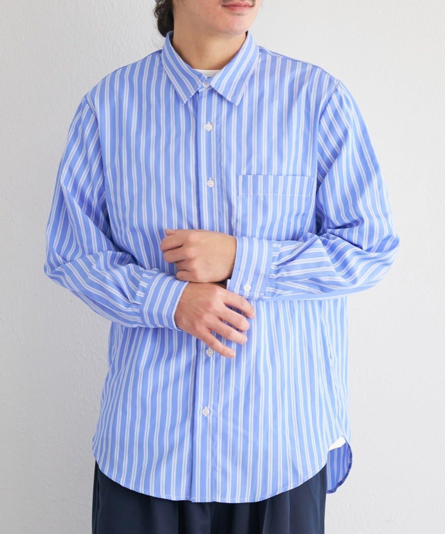 中性款 條紋 圓領襯衫 BM