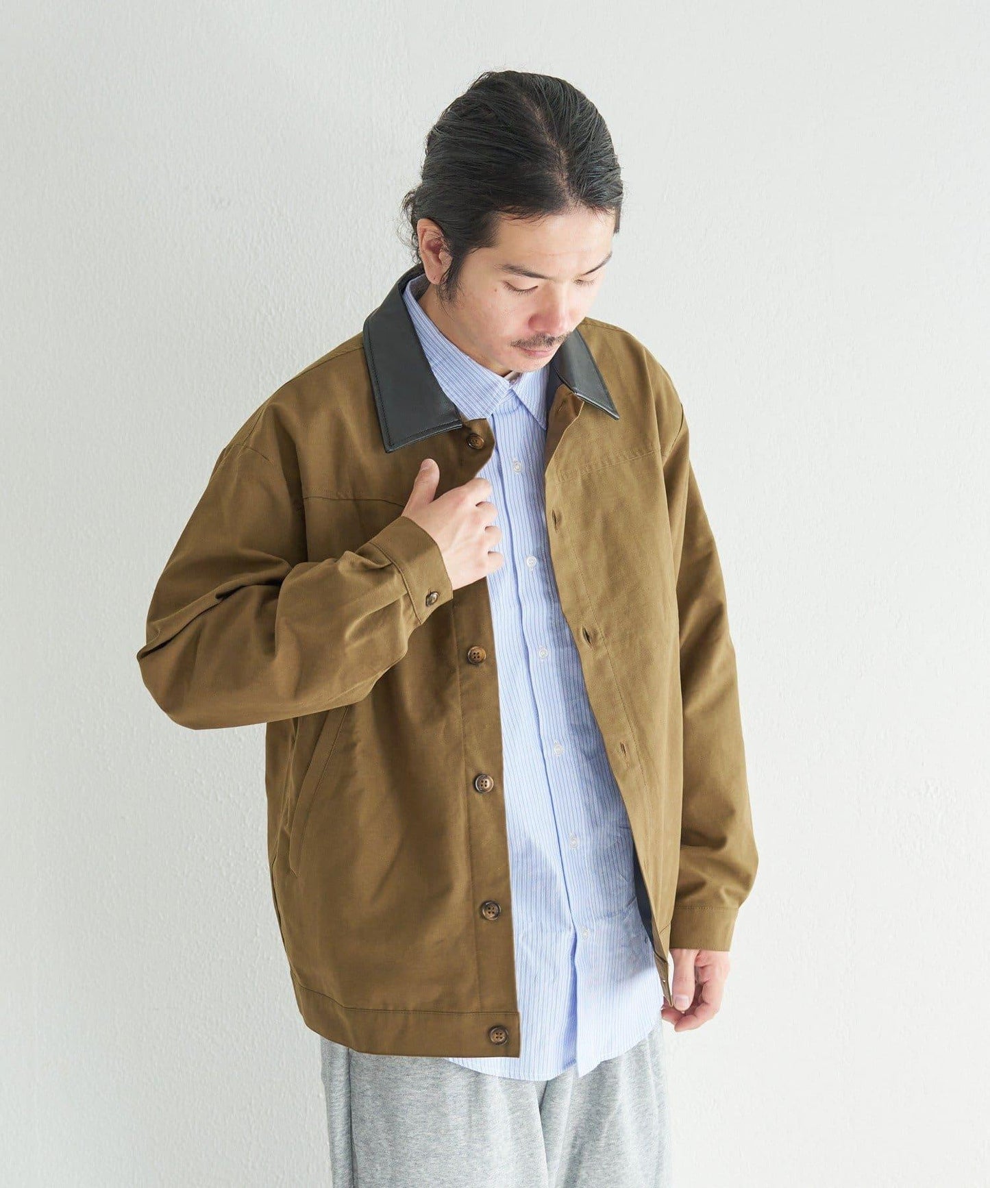 中性款 BM 皮革領短外套