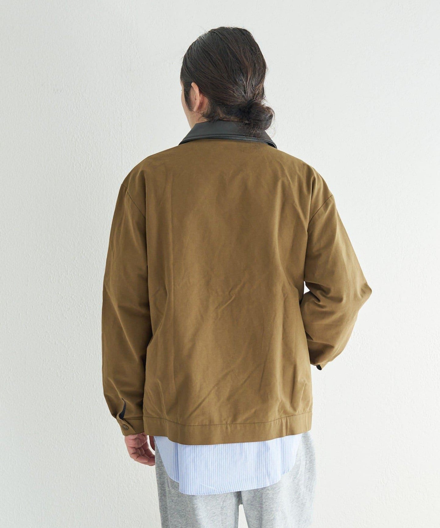 中性款 BM 皮革領短外套